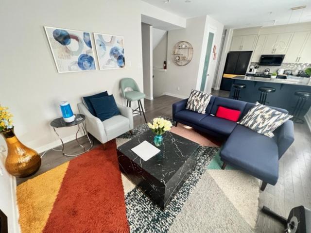 The Oasis Lounge By Luke 1913 Apartment ออตตาวา ภายนอก รูปภาพ